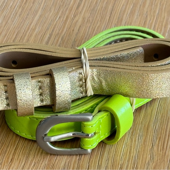 GAP, girls belts (2) in size M - Picture 2 of 9